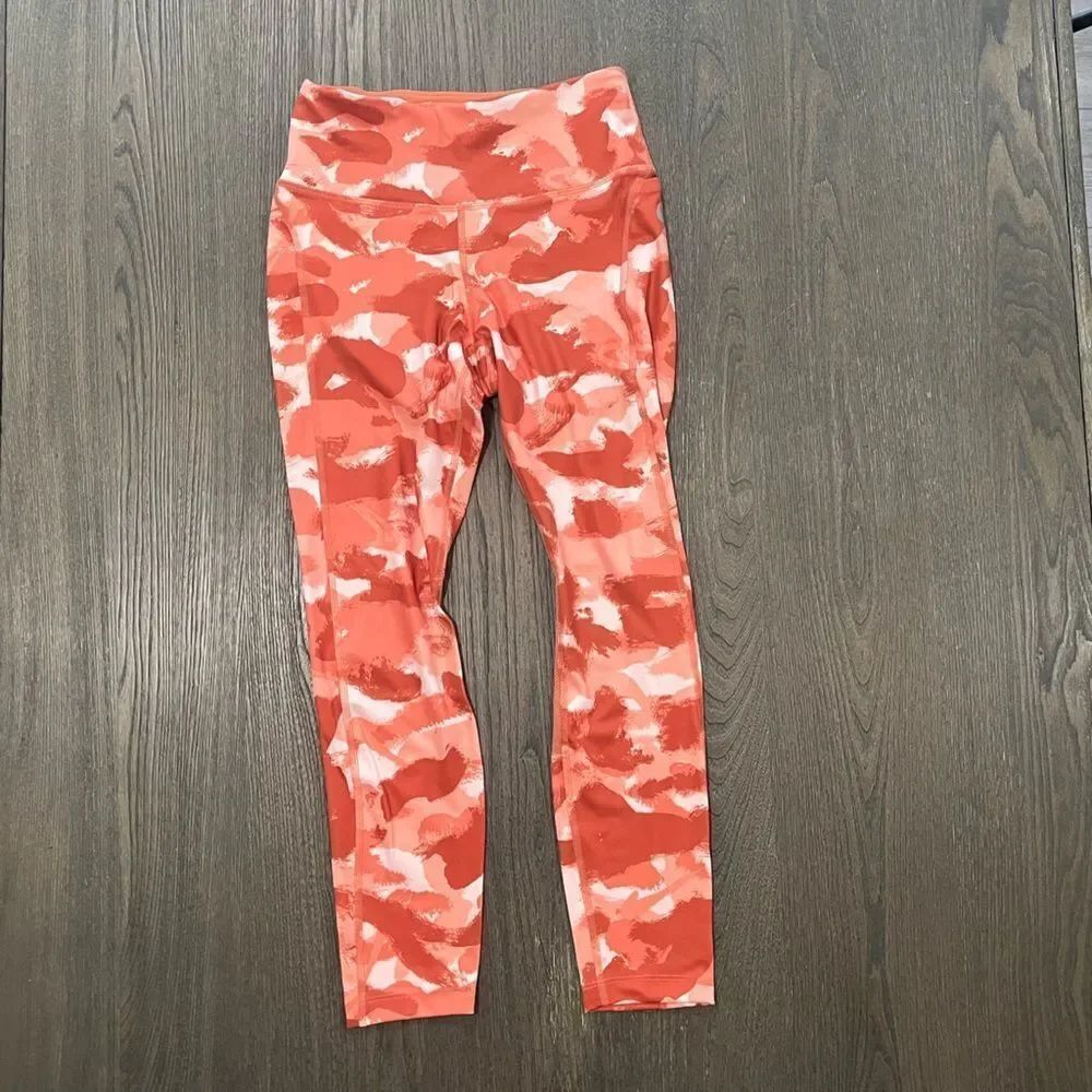 NWT Nike Dri-FIT Fast Mid-Rise 7/8-Length Printed Leggings - Size S